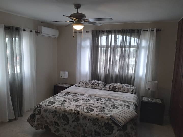 غرفة النوم 2