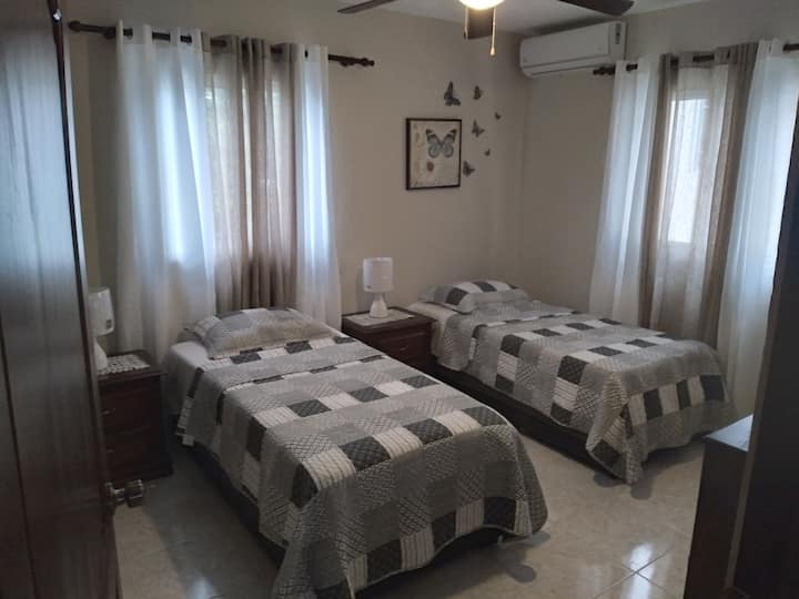 غرفة النوم 1