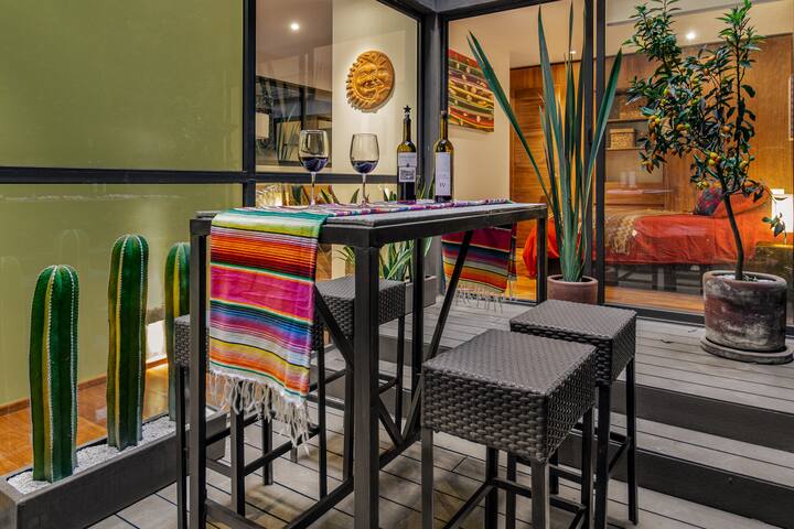 AC/ 3 Terraces Oasis / 3 BR Stunning Lux Apartment gallery image 3