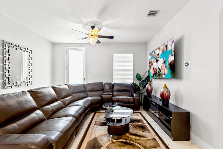 Resort-style Villa With Heated Pool By Everglades - Homestead, FL