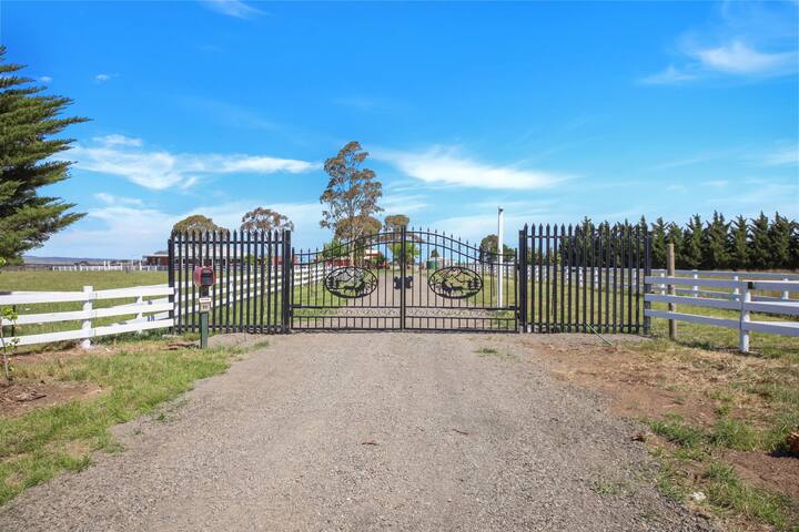 Clarkeheaven Serenity gallery image 4