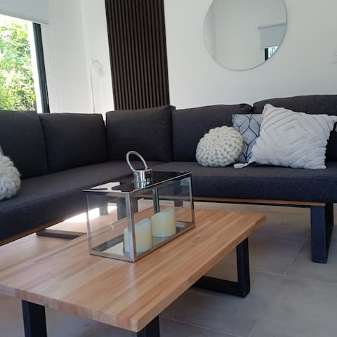 Top Airbnb: In Calma- Rest House in Punta Colorada