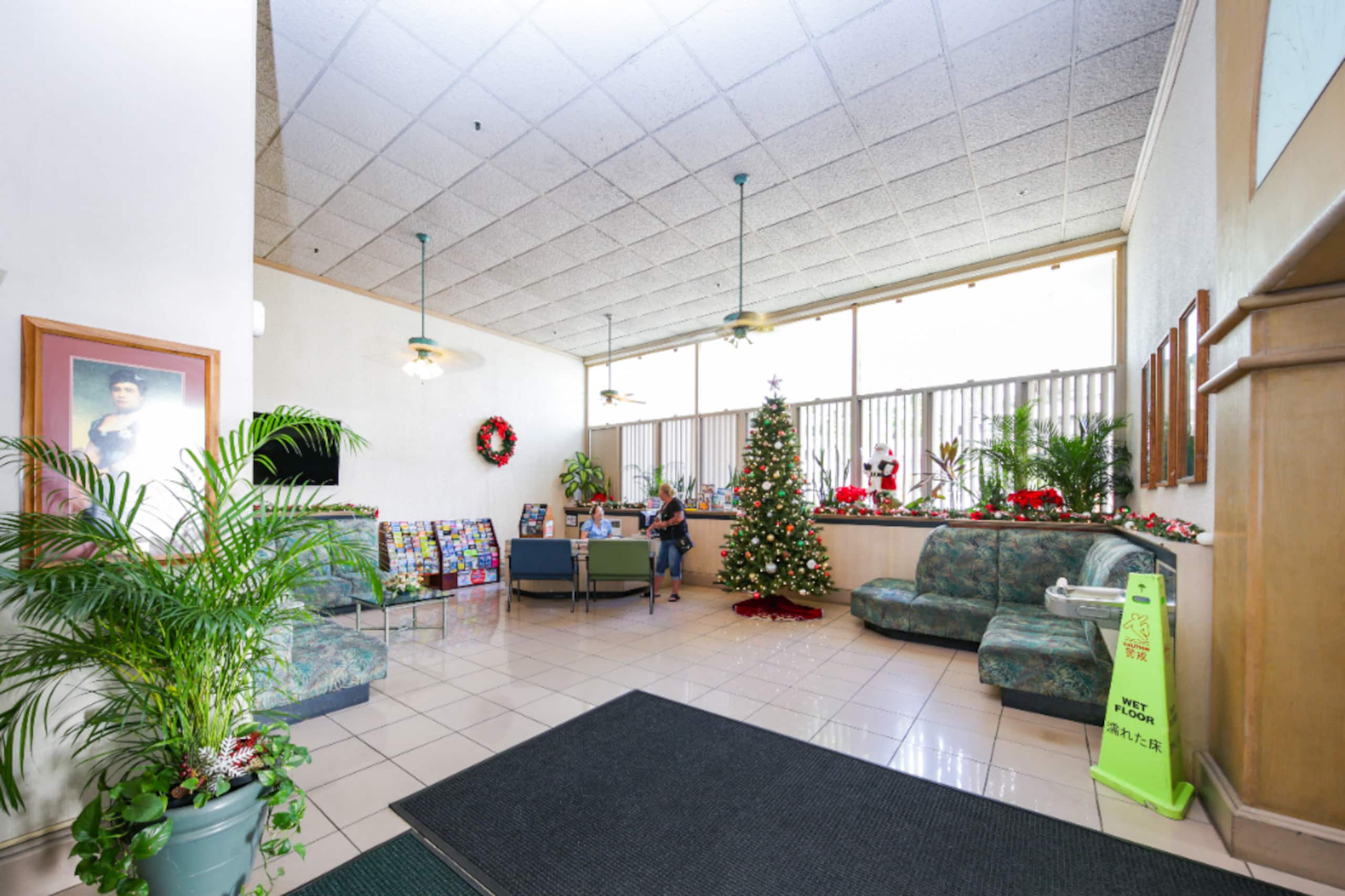 Hotel in Honolulu · ★4.6 · 1 bedroom · 2 beds · 1 private bath - Image 15