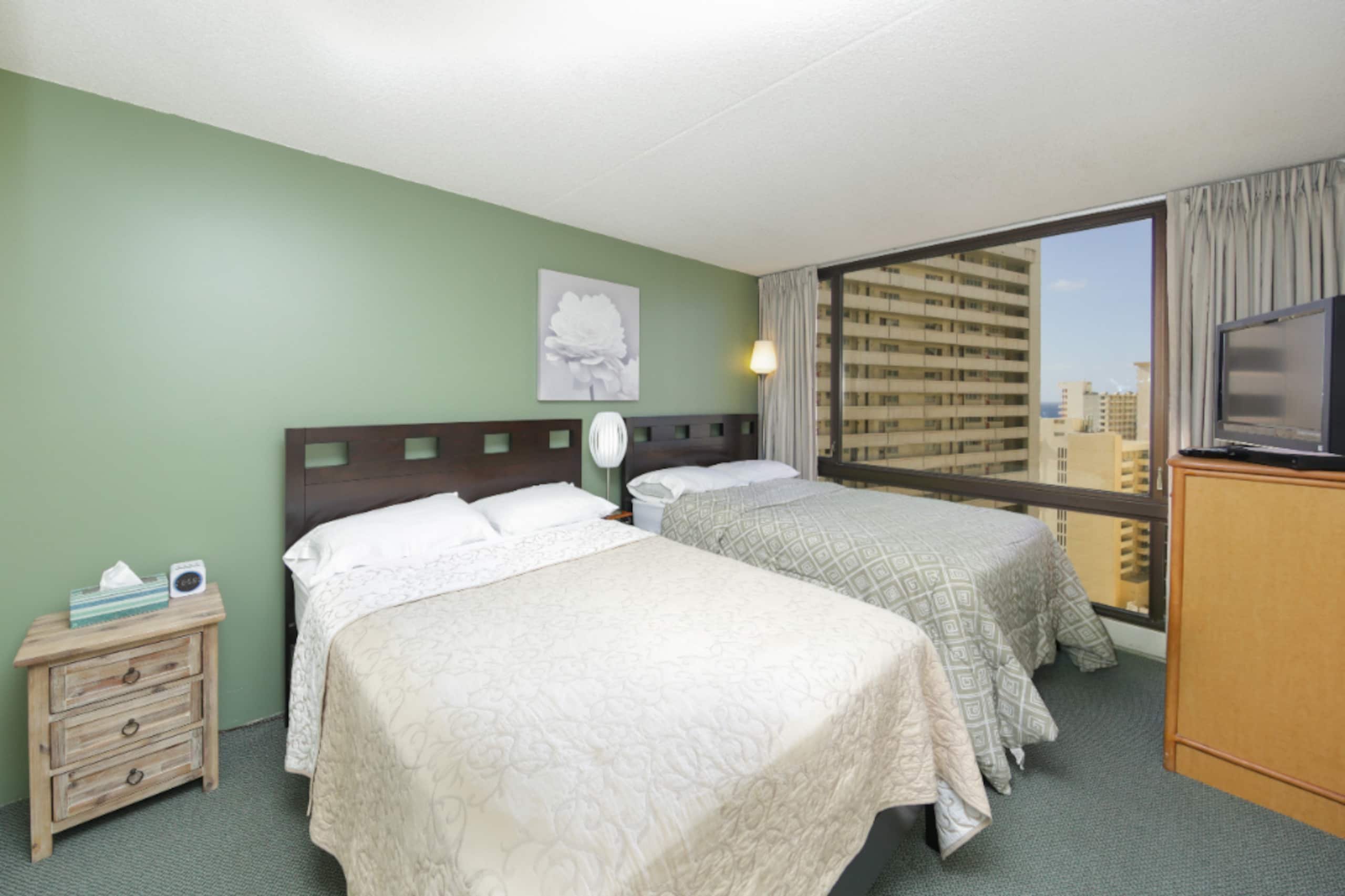 Hotel in Honolulu · ★4.6 · 1 bedroom · 2 beds · 1 private bath - Image 1