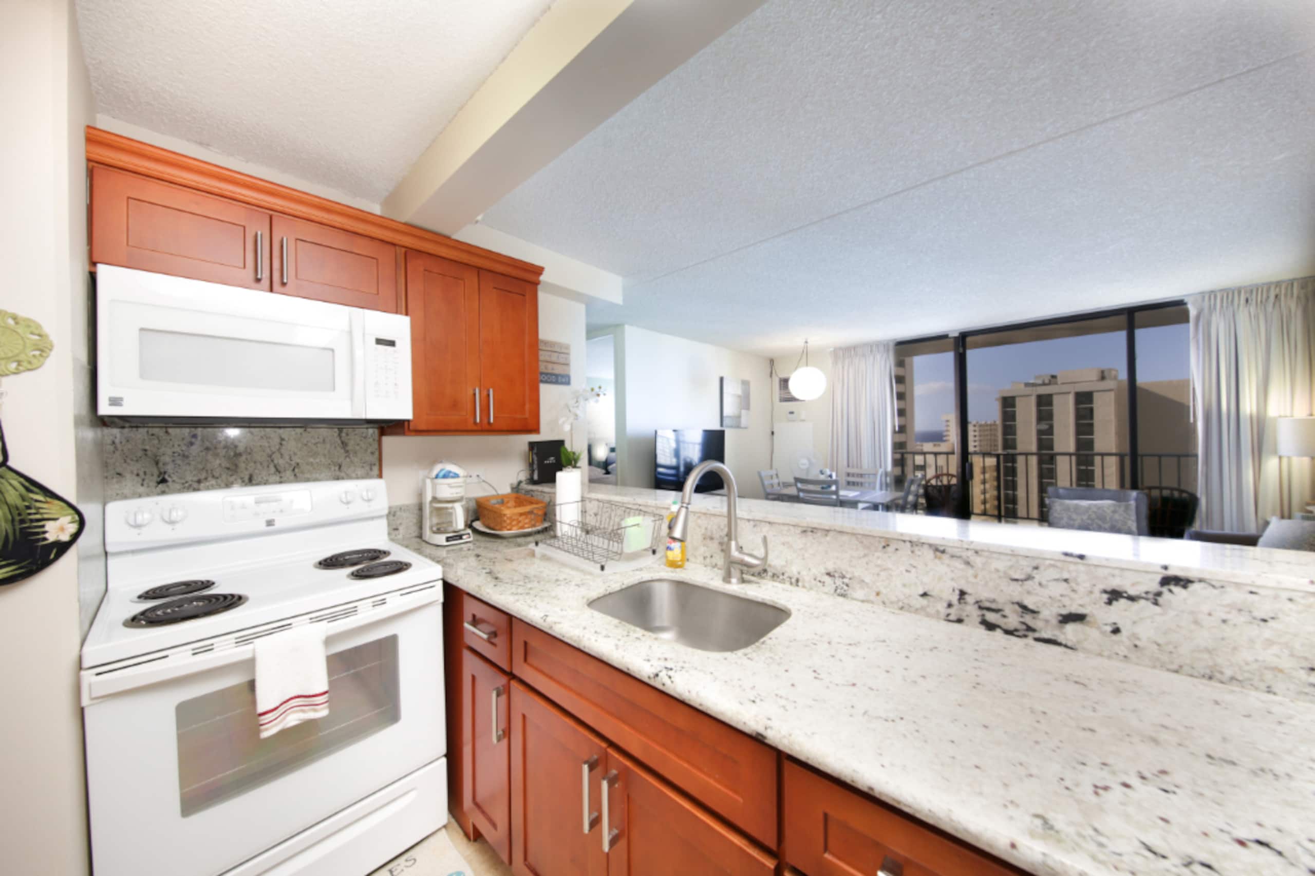 Hotel in Honolulu · ★4.6 · 1 bedroom · 2 beds · 1 private bath - Image 8