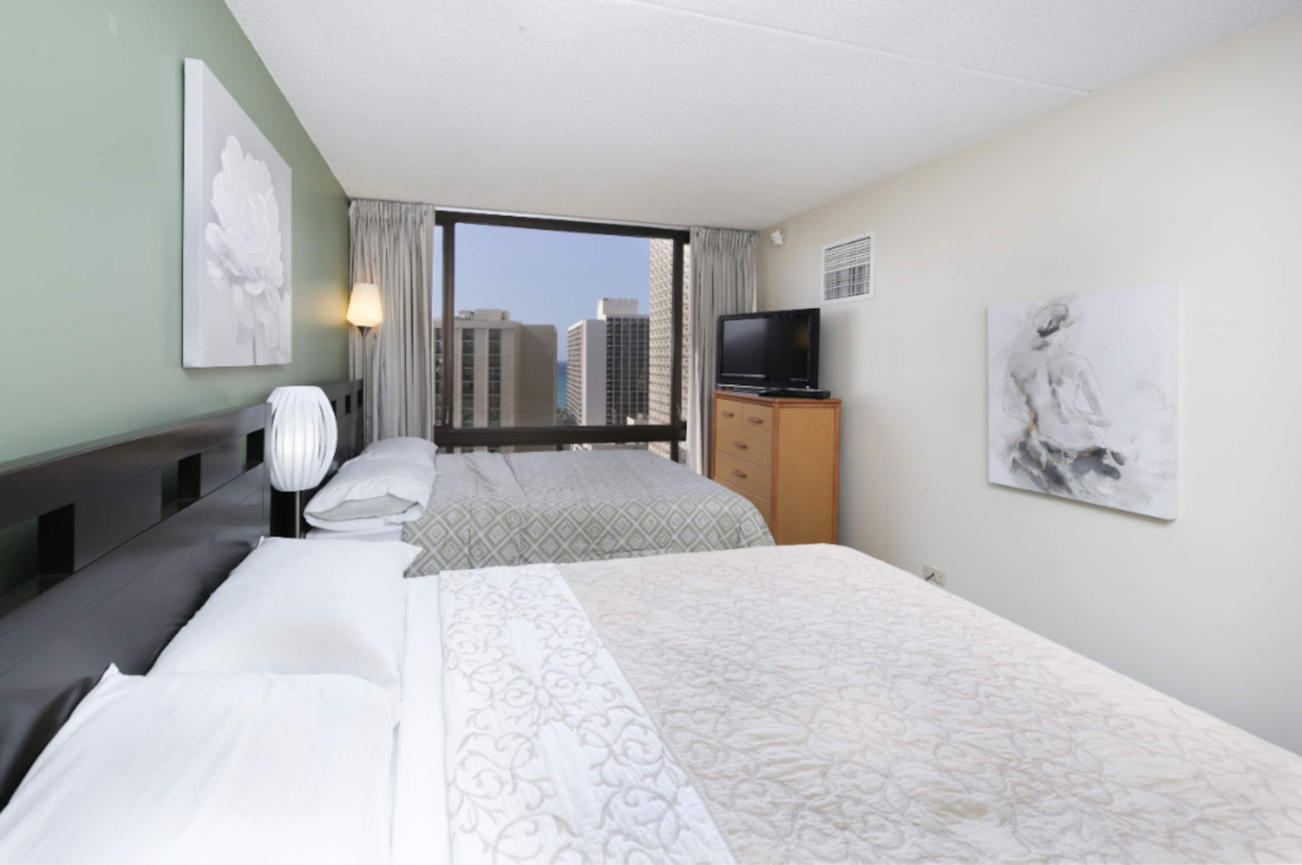 Hotel in Honolulu · ★4.6 · 1 bedroom · 2 beds · 1 private bath - Image 10