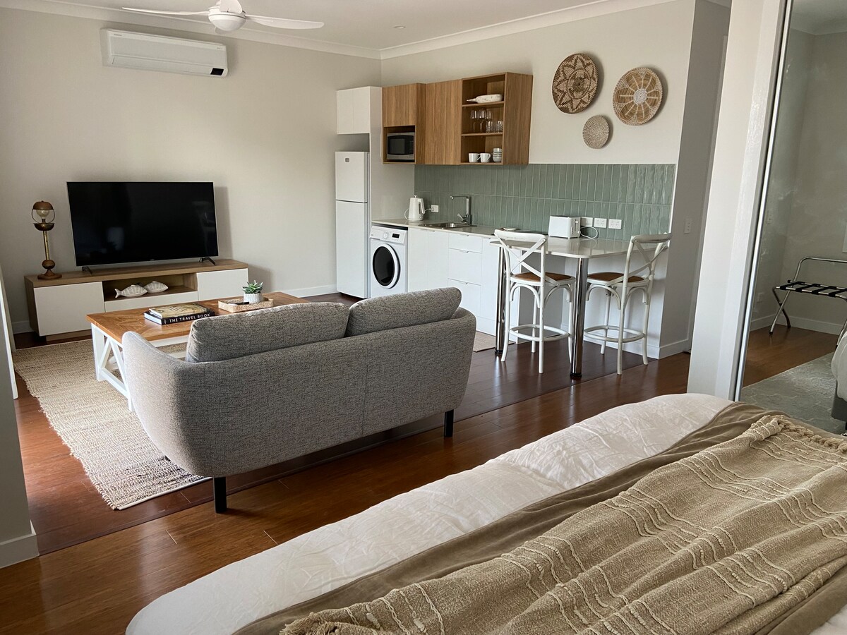 Popular Airbnb listing: The Spinnaker Studio in Greater Brisbane