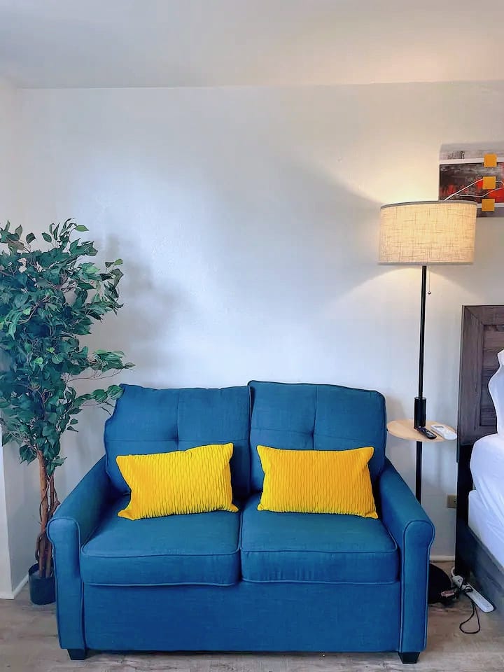 Waikiki Cozy Condo With Free Parking Near Beach - Honolulu