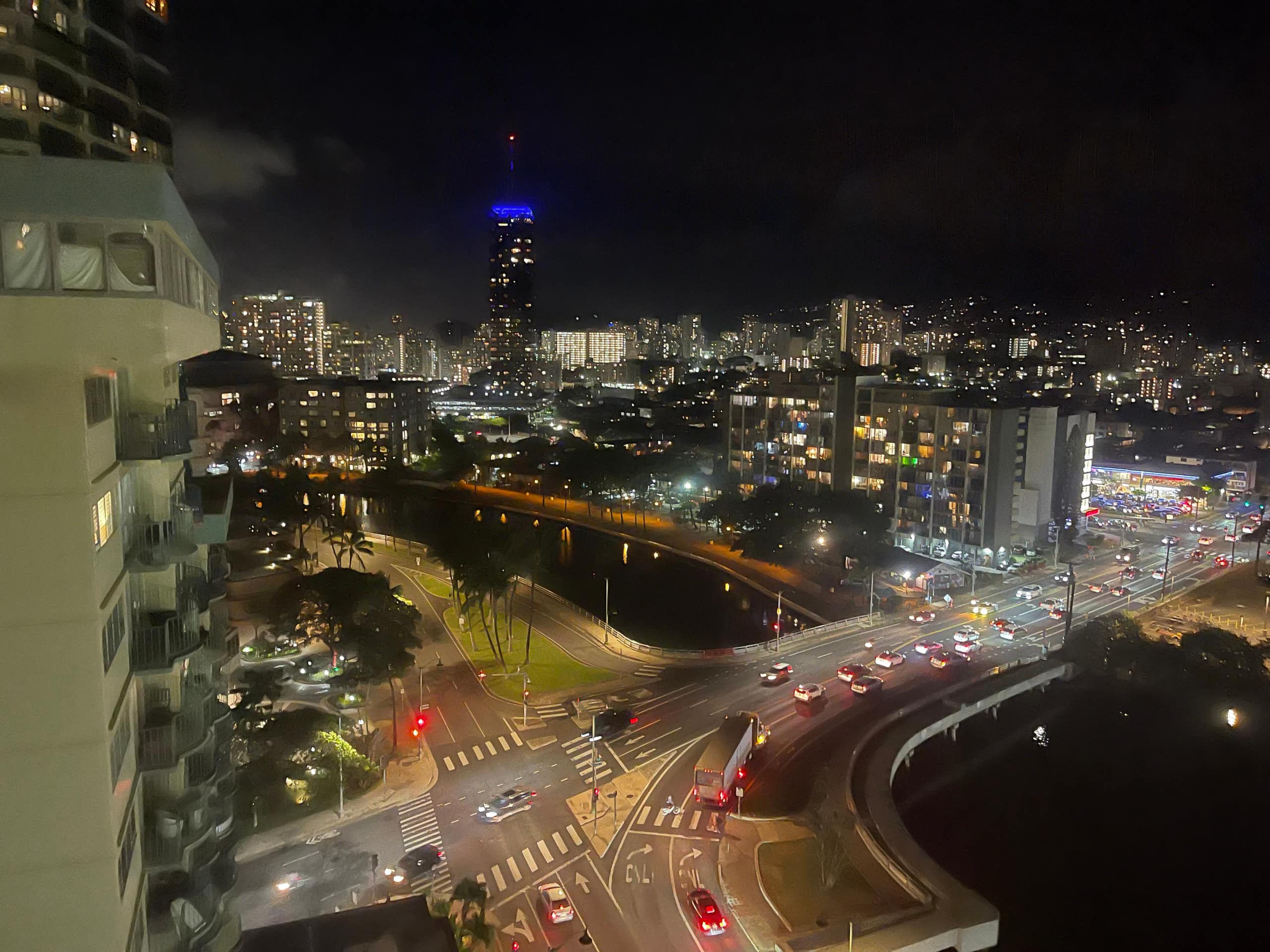 Condo in Honolulu · ★4.91 · 1 bedroom · 2 beds · 1 private bath - Image 26