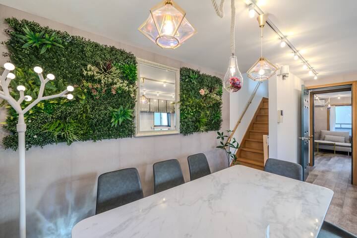 Shinjuku / 5 min walk from station ※ projector gallery image 5