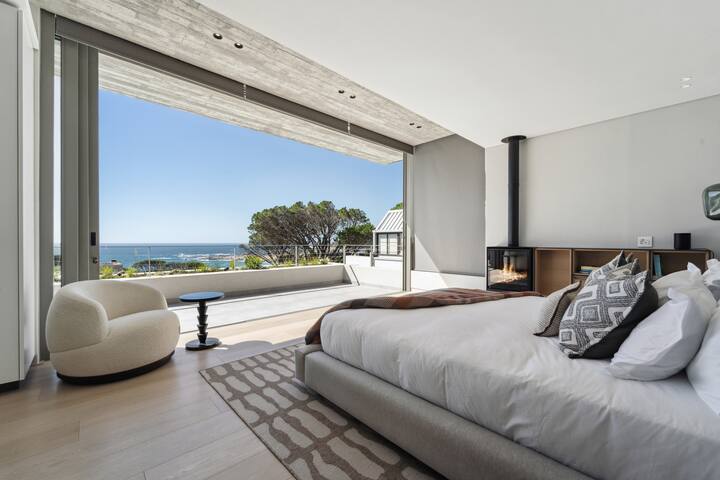 Brand New Dream Villa with Ocean View, Sauna & Gym gallery image 2