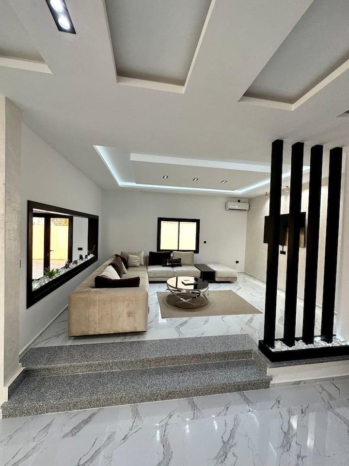 Villa Luxueuse Avec Piscine - Tunisie