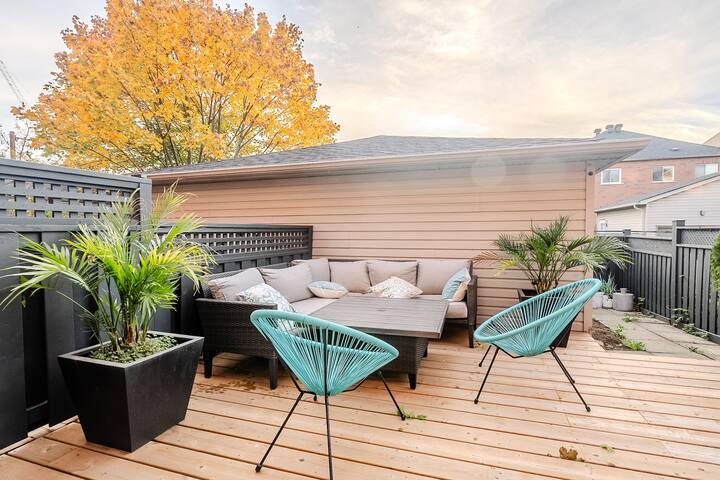 Beautifully Designed 3BR House – Sleeps 6! gallery image 5