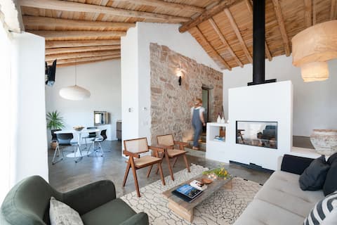 Casa Sol - Vigias Eternal Landscapes [Sun House - Vigias Eternal Landscapes]