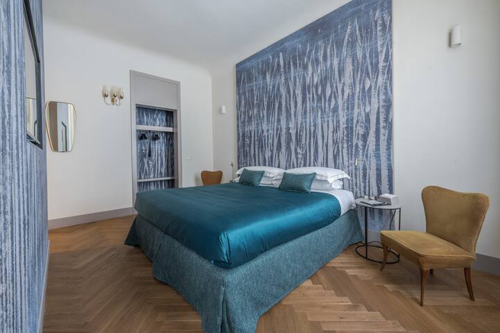 [Lungarno] Prestigioso appartamento con vista gallery image 2