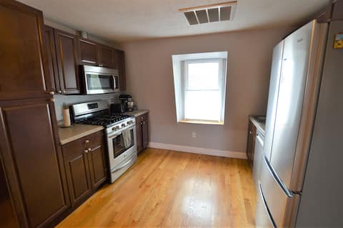 Top performing Airbnb: Extended stays in East Boston