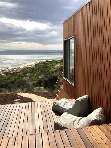 Three Little Birds at Freycinet Ocean Beach Views gallery image 3