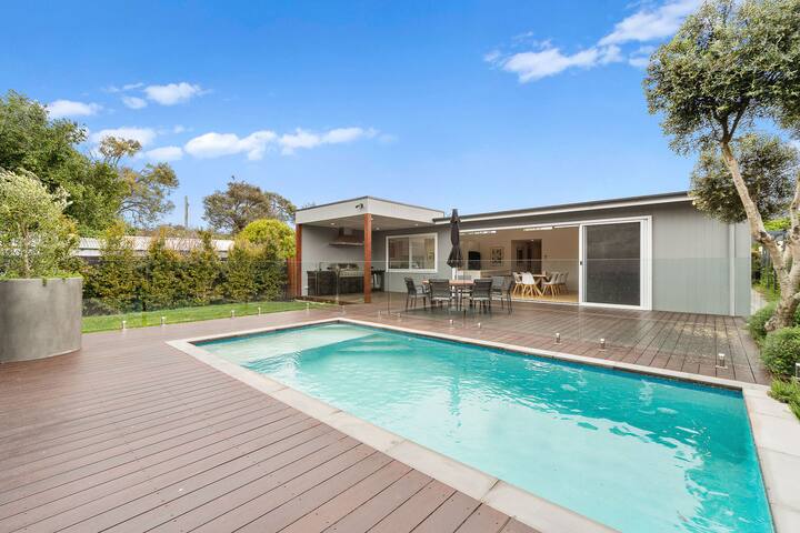 Rye Heated Pool Escape