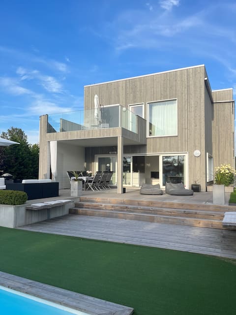 Fantastic accommodation with pool environment