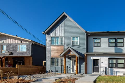 Sleeps 12: Luxury Retreat Near Radium Hot Springs