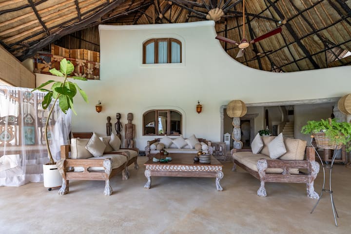 Searender, A Luxury Coastal Swahili-style Villa - Diani Beach