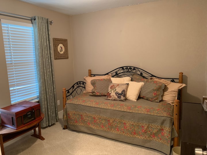 Schlafzimmer 3