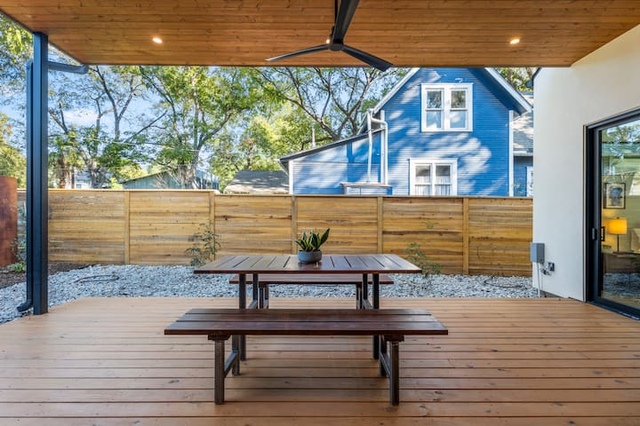 Stunning Garden Getaway gallery image 2