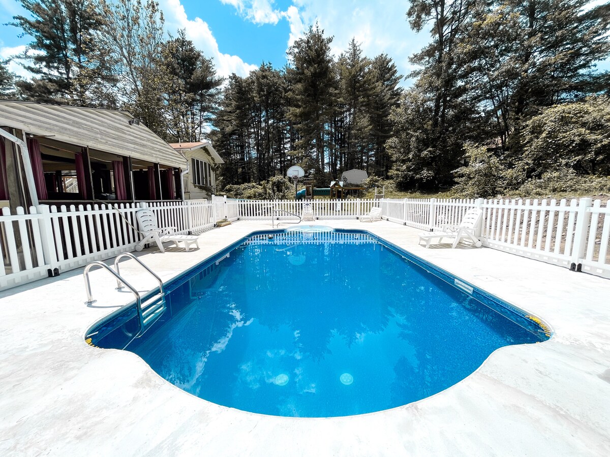 Biggest Private Heated POOL In Poconos. BOOK NOW! Houses for Rent in
