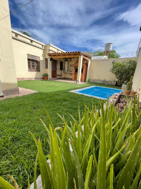 Casa La Tapera. Confortable.