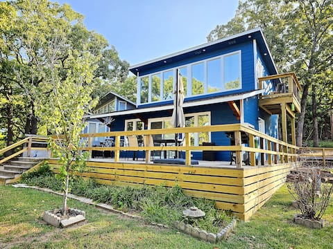 Pettit Bay Lake View, Pool, Wifi+