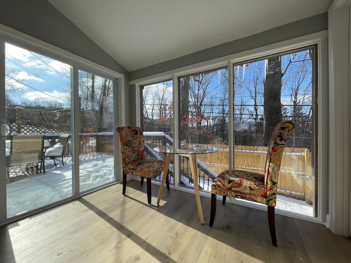 Entire Mountain Cottage Near Scenic Hiking Trails - Twin Lakes, Frederick