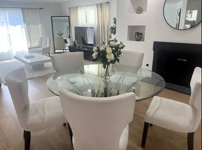 Spacious Family Home in LA