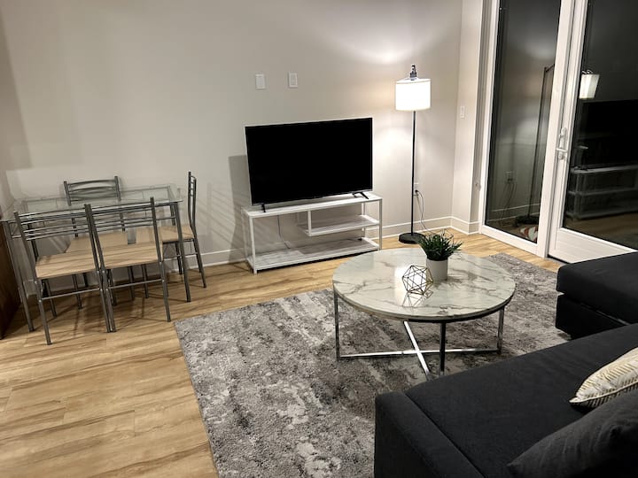 New Central Modern Cozy 1 Bdrm - Los Ángeles, CA