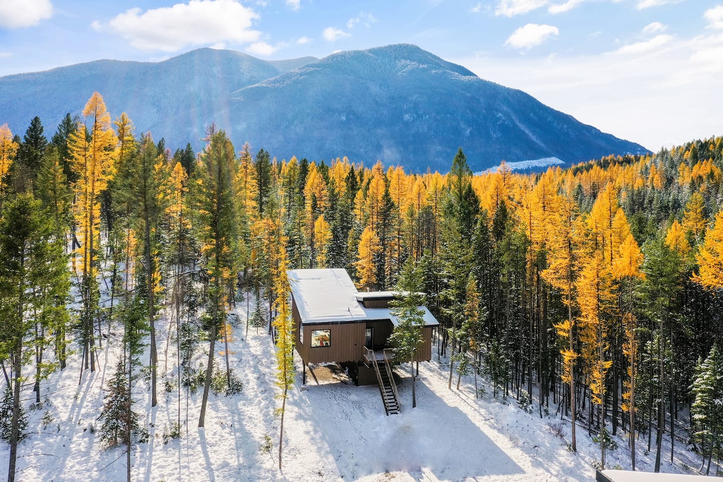 Airbnb preview for Treehouse in Columbia Falls