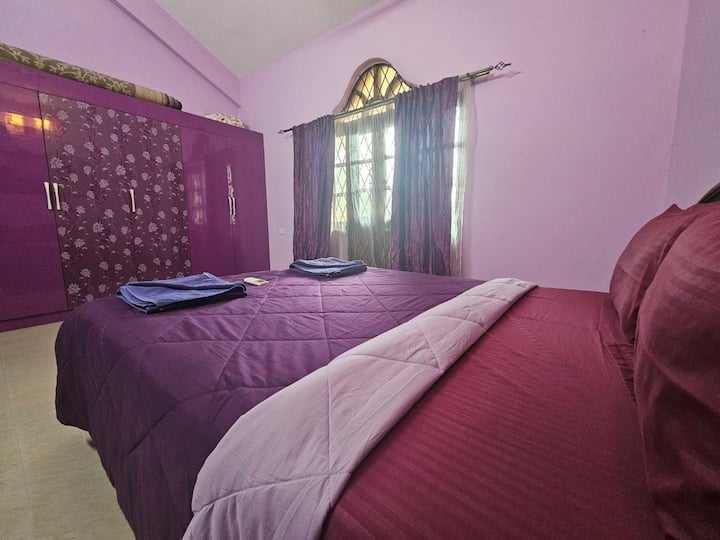 Bedroom 1 image 1