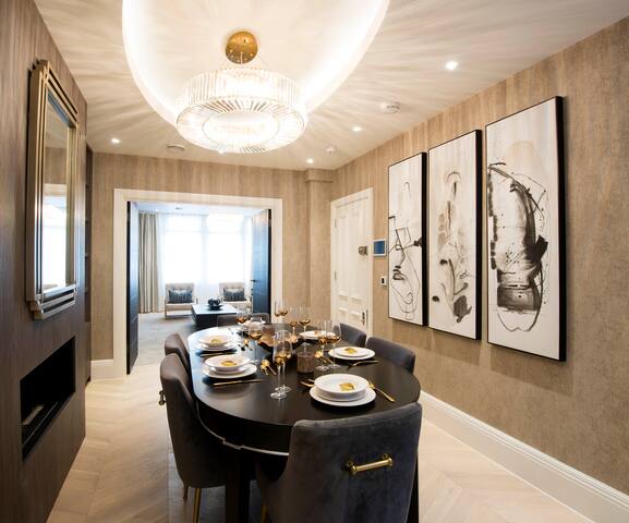 Incredible Covent Garden Duplex gallery image 2