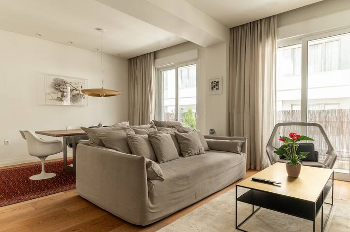 Urban Retreat in the Heart of Athens gallery image 2