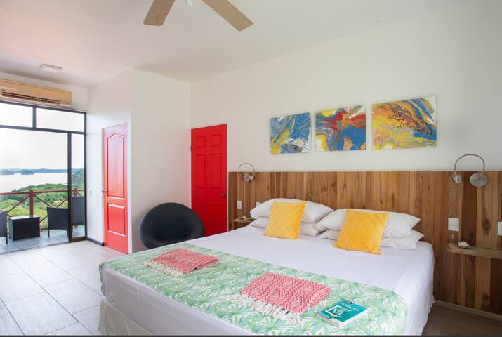#5 Ocean View 1King with Balcony