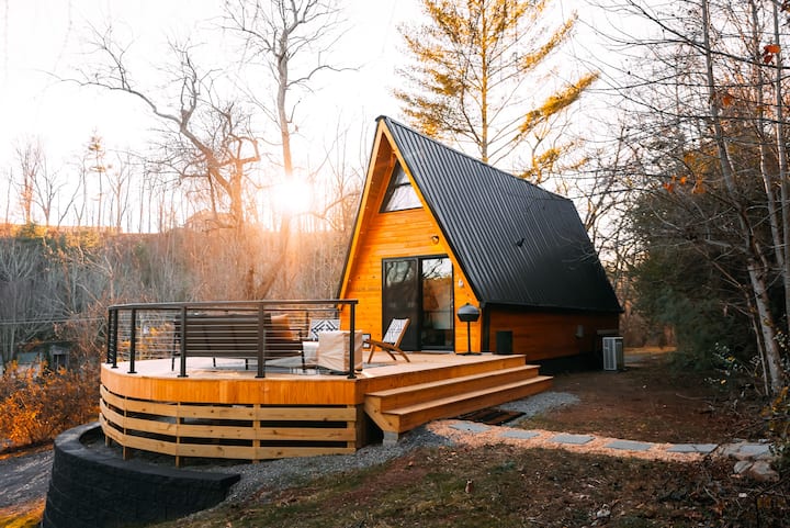 Cozy Boho A-Frame with Hot Tub
