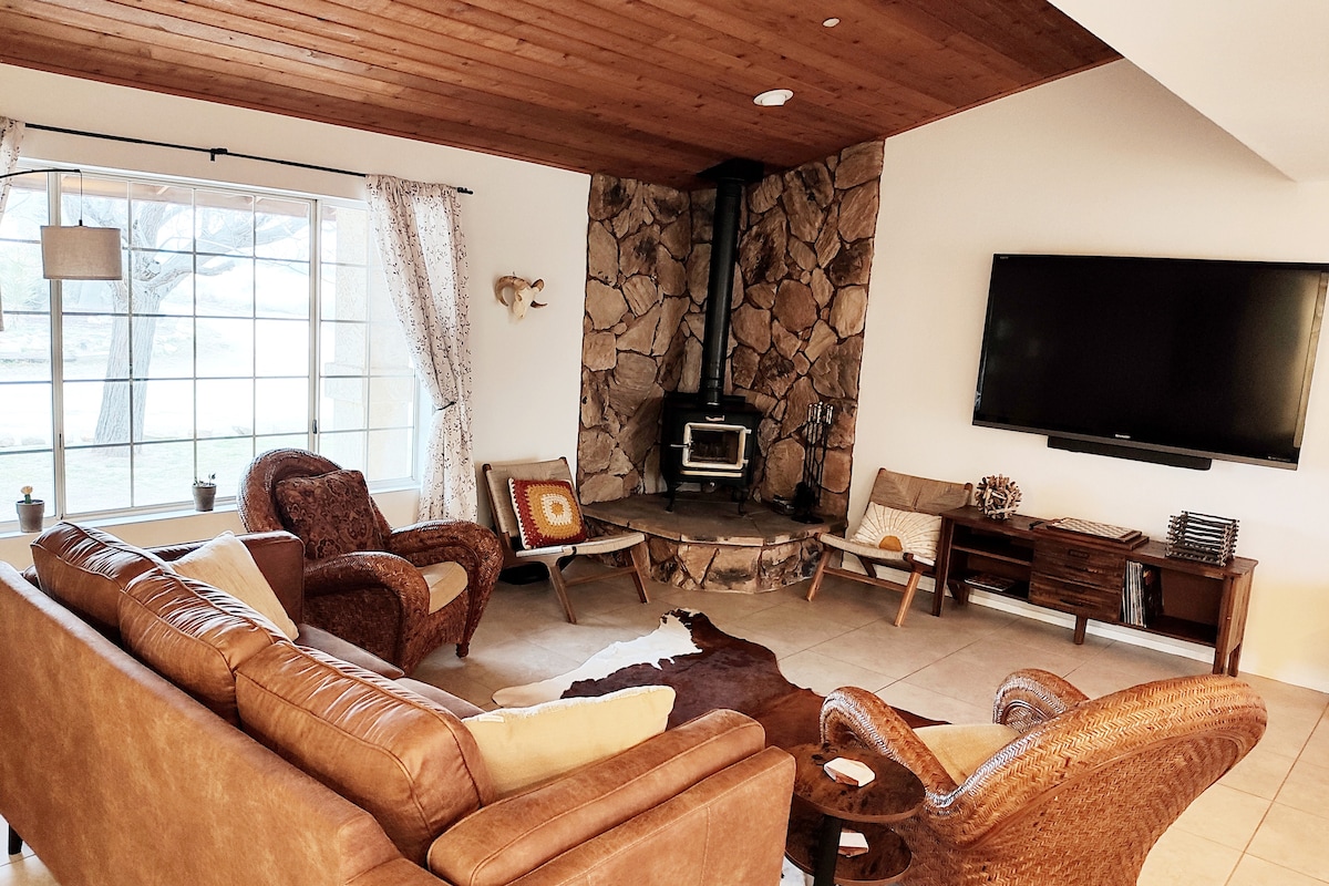 Top Airbnb: Hart Rock Ranch in Yucca Valley
