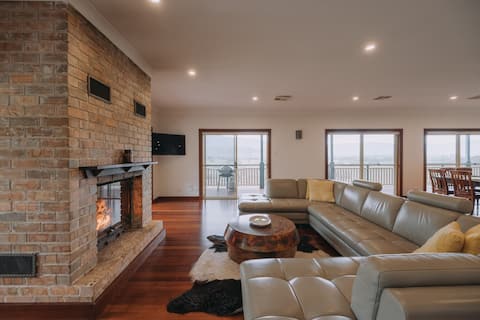 Top performing Airbnb: Terrace Views Farm Stay |Wildlife,Serenity sleep 9 in Wollongong City Council