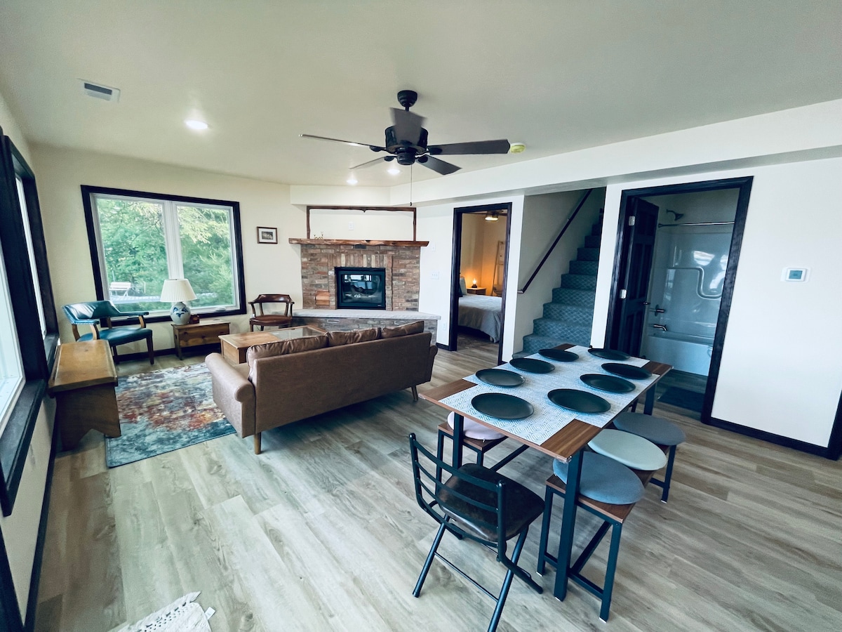 Cabin 17 on Chute Pond Cabins for Rent in Suring, Wisconsin, United