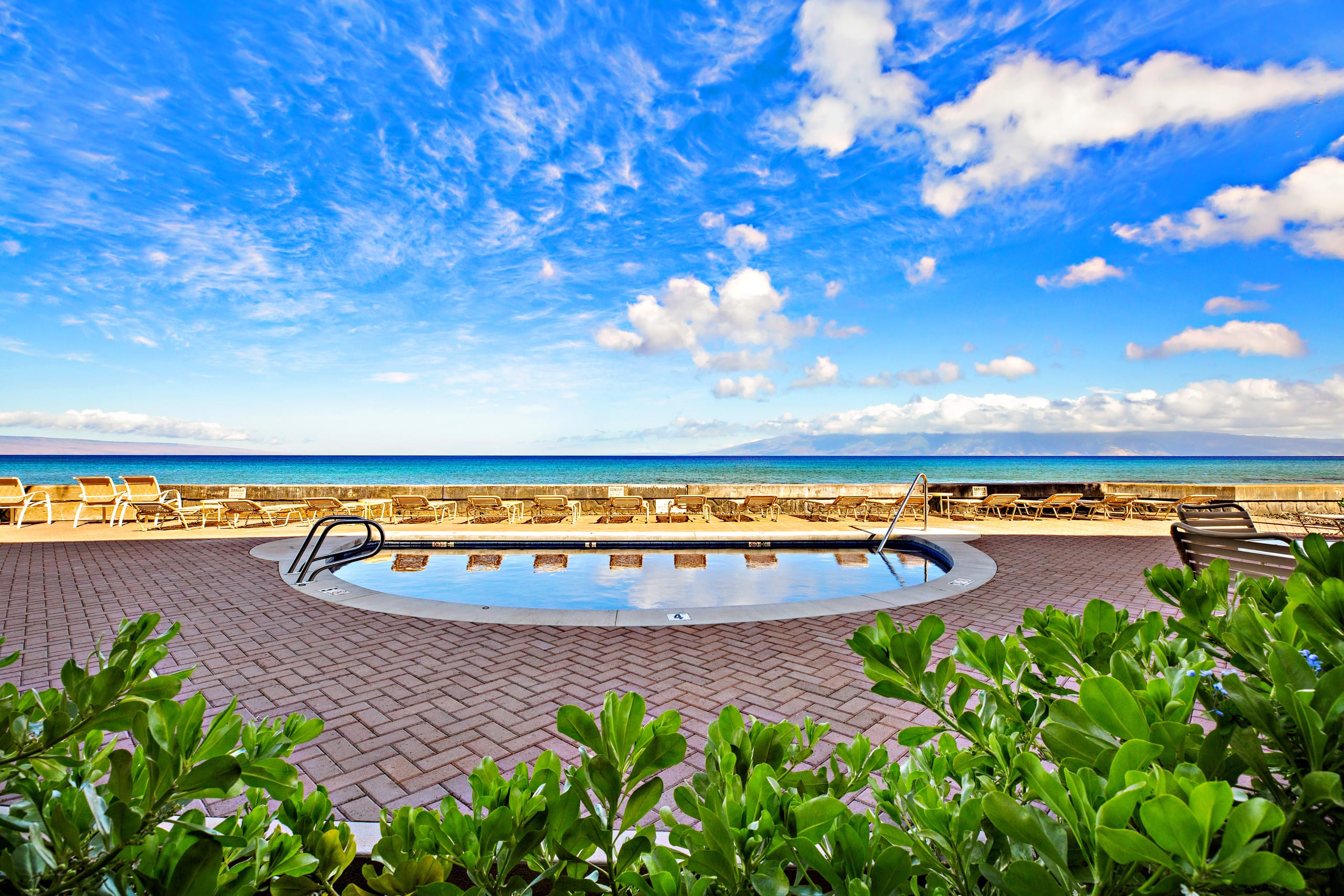 Maui Full Oceanfront Paradise - Image 27