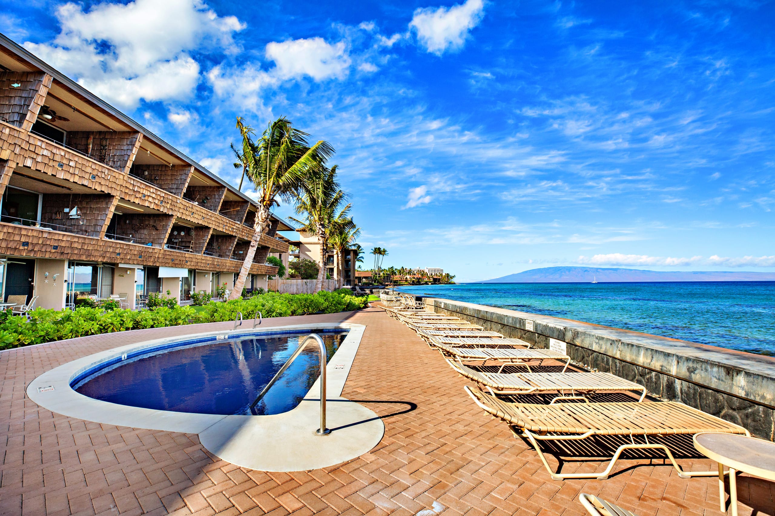 Maui Full Oceanfront Paradise - Image 29