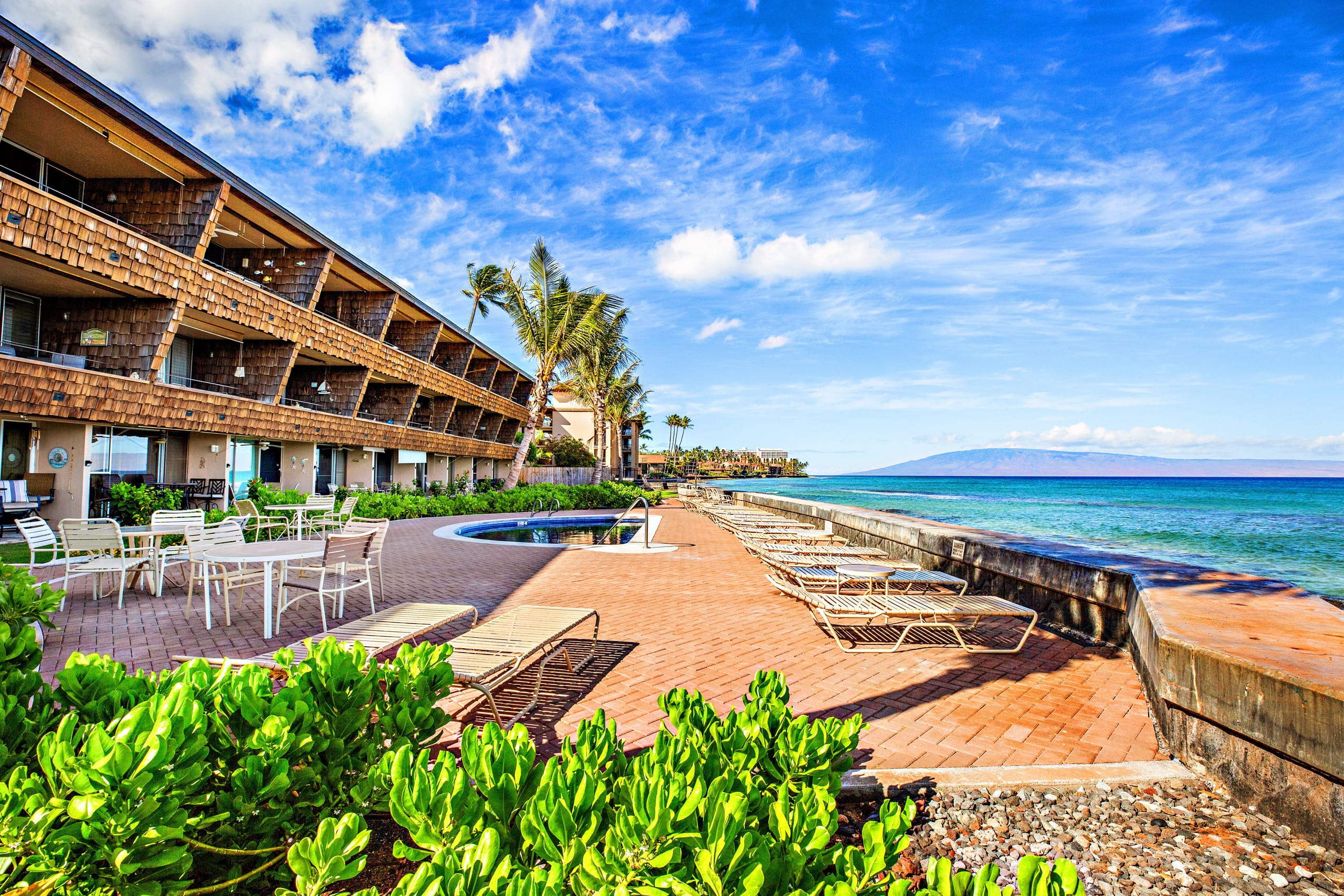 Maui Full Oceanfront Paradise - Image 33