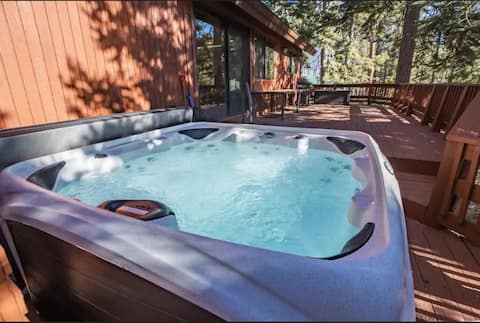 5BR Hot Tub A/C EV Charger | Luna Cabin