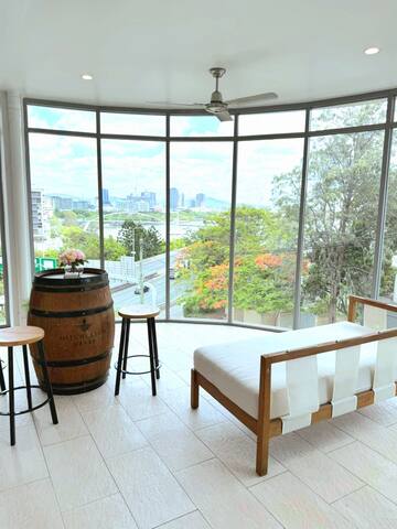 Whole Floor Luxury APT L3 gallery image 5