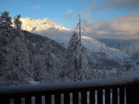 Beautiful apartment 6 people at 1800m