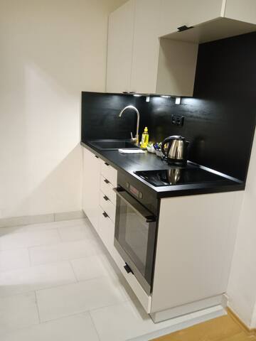 Powder Tower 14A gallery image 4