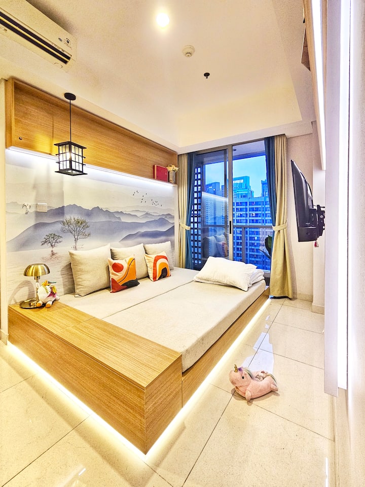 โซฟาเบดเปลี่ยนเป็นเตียงควีนไซส์ (ห้องนั่งเล่น)